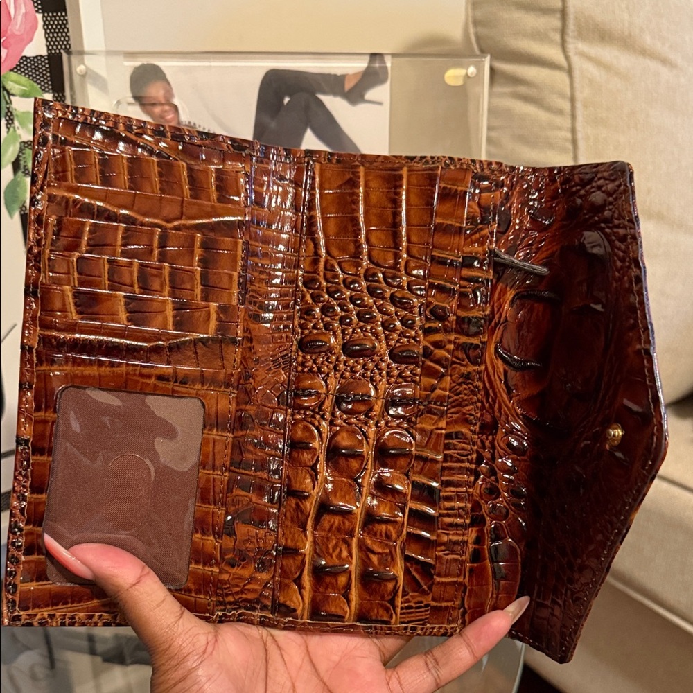 Brahmin Veronica  Wallet - Picture 8 of 8